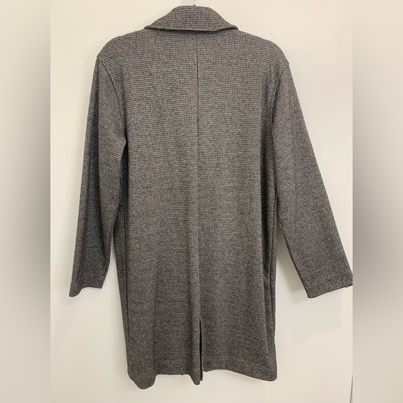 Banana Republic Oversized Blazer Sweater - Picture 3 of 7